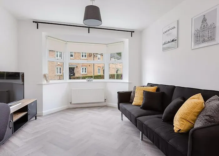 Stylish 2 Bed Flat/Liverpool City/Free Parking